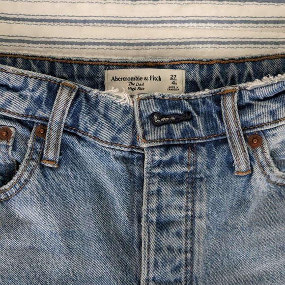 Abercrombie The Dad High Rise Curve Love Jeans - Picture 6 of 7